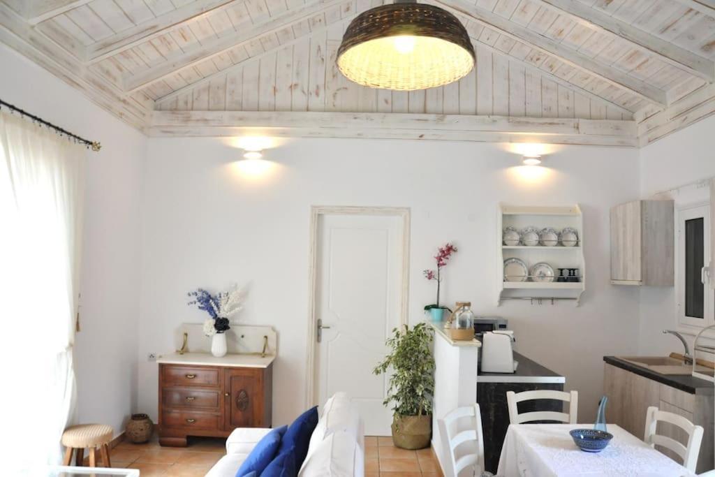 Villa Erietta Near Lefkas Center Apolpaina Eksteriør bilde